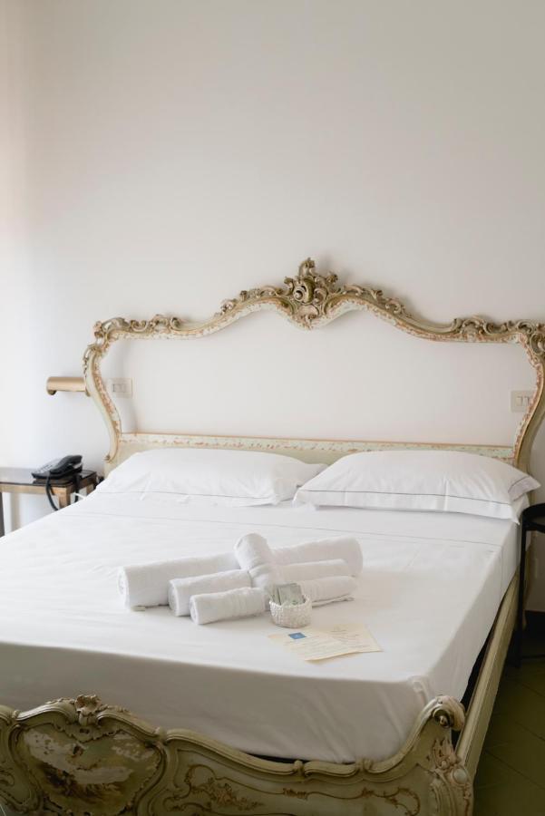 Double Room Balcony,1019811589:JPEG